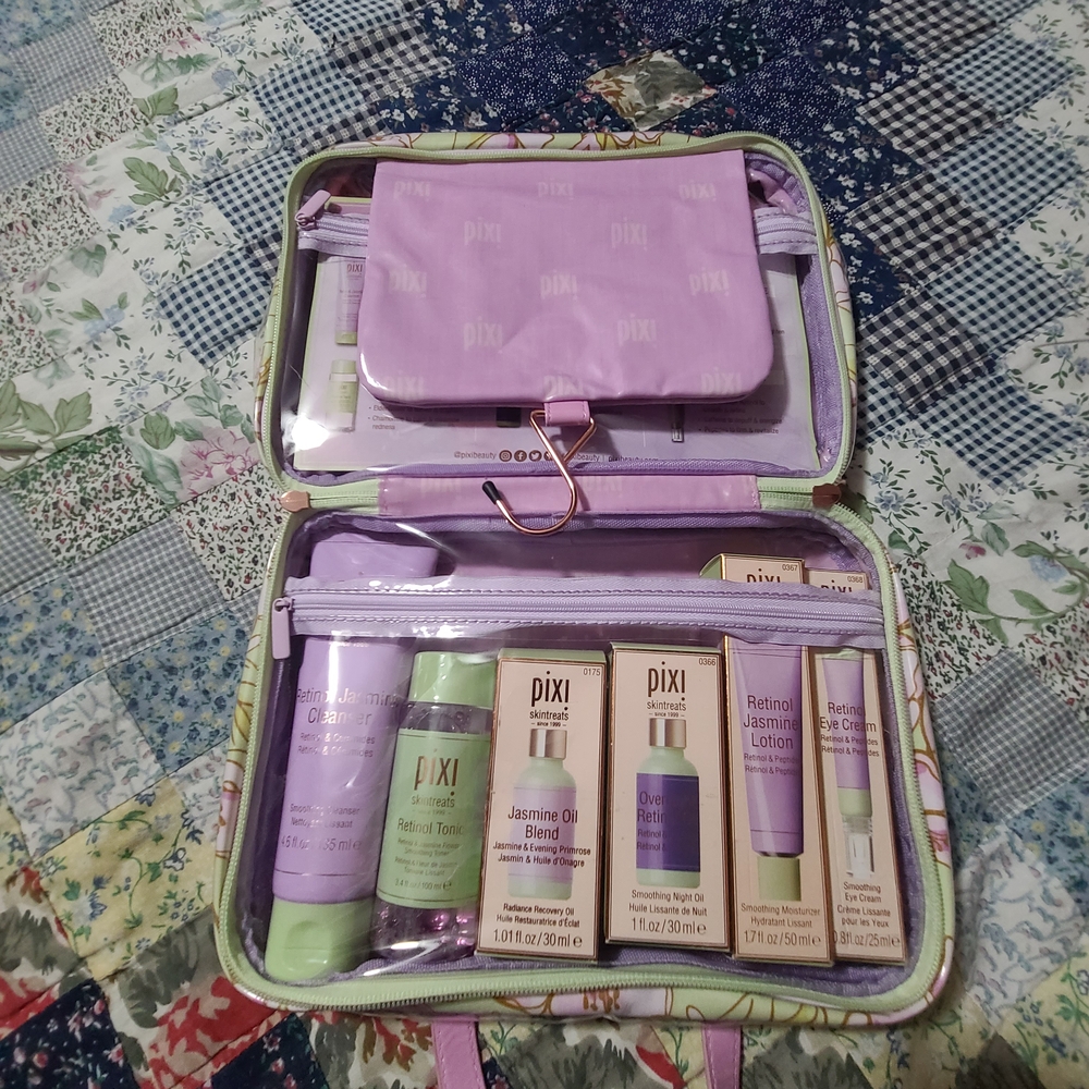 Pixi Skincare Essentials in Lavender and Mint